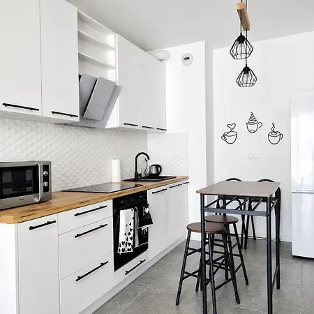 Pogonowskiego 73 Modern With Ac & Parking Appartamento